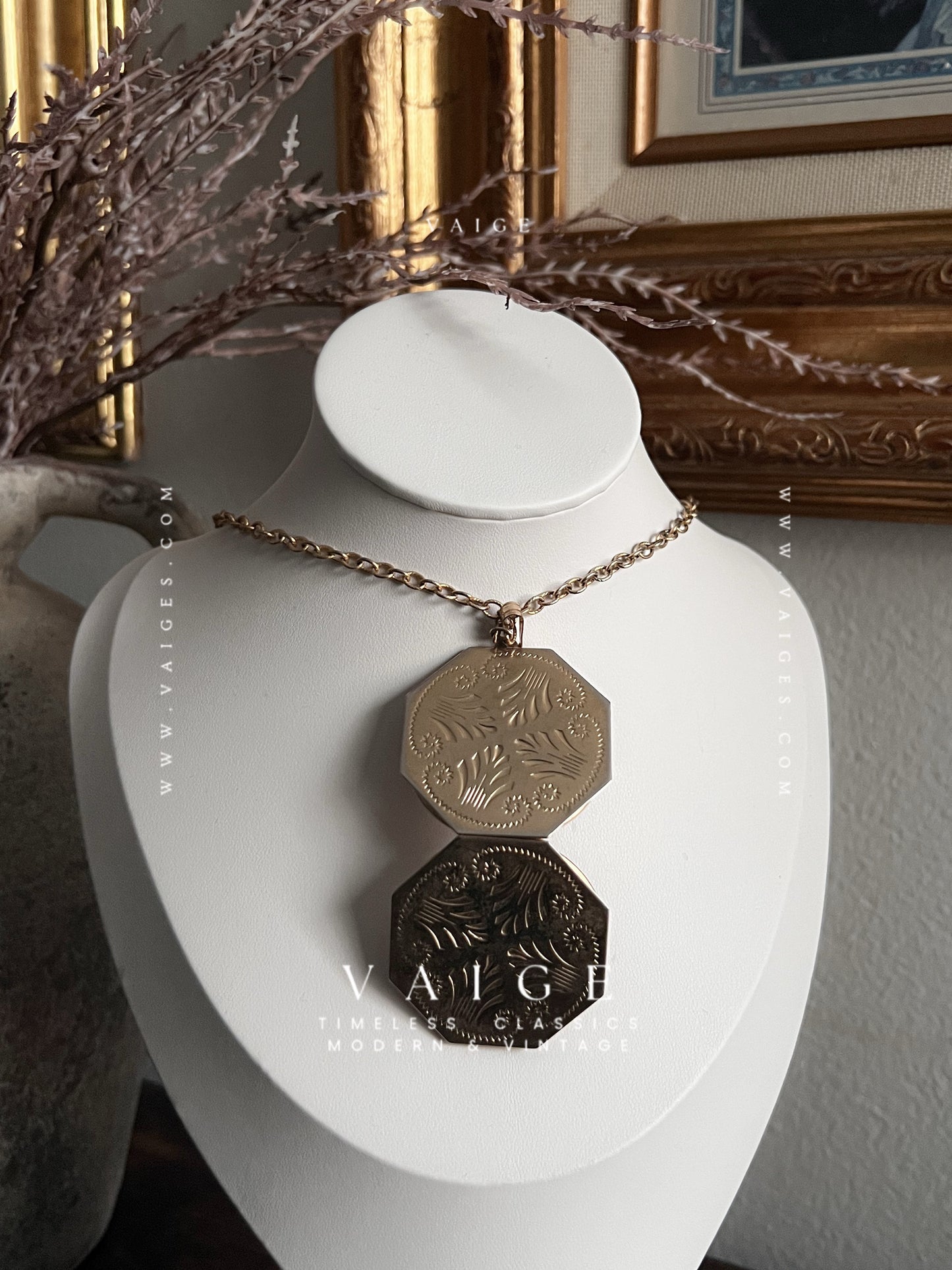 VAIGE One of One | Vintage Hexagon Gold Locket Necklace