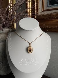 VAIGE One Of One | Vintage Oval Flower Gold Locket Necklace