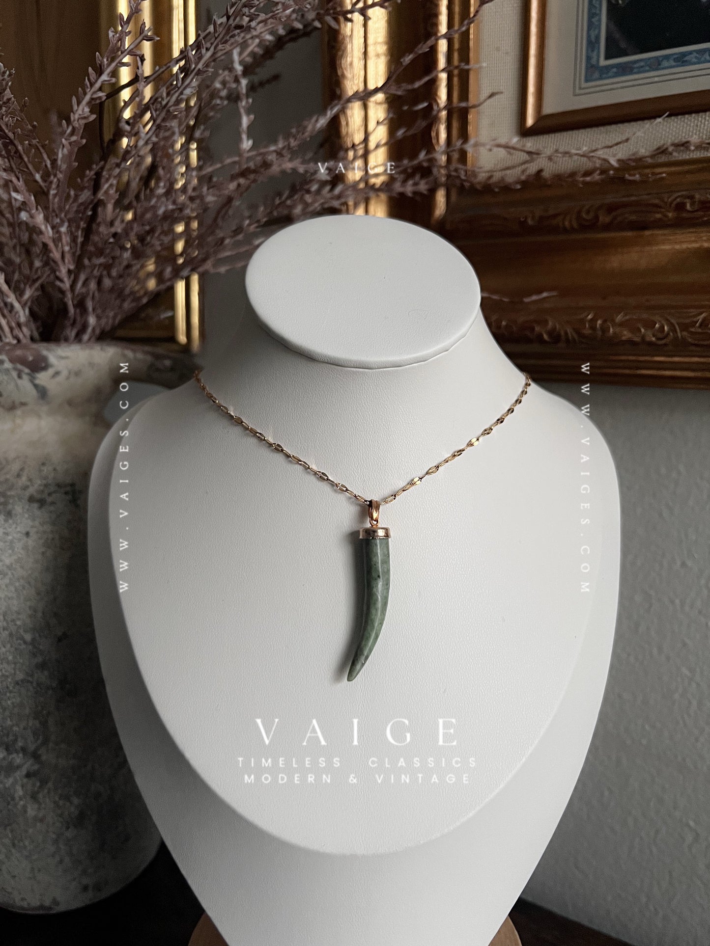 VAIGE One of One |Gold Green Stone Jade Horn / Tooth / Pepper Necklace