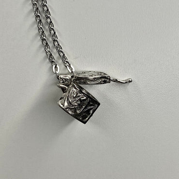 925 silver  heart  pendant necklace • 16-18in — Vintage Collection • only 1 available • View all photos; item is thrifted/vintage and may show flaws.