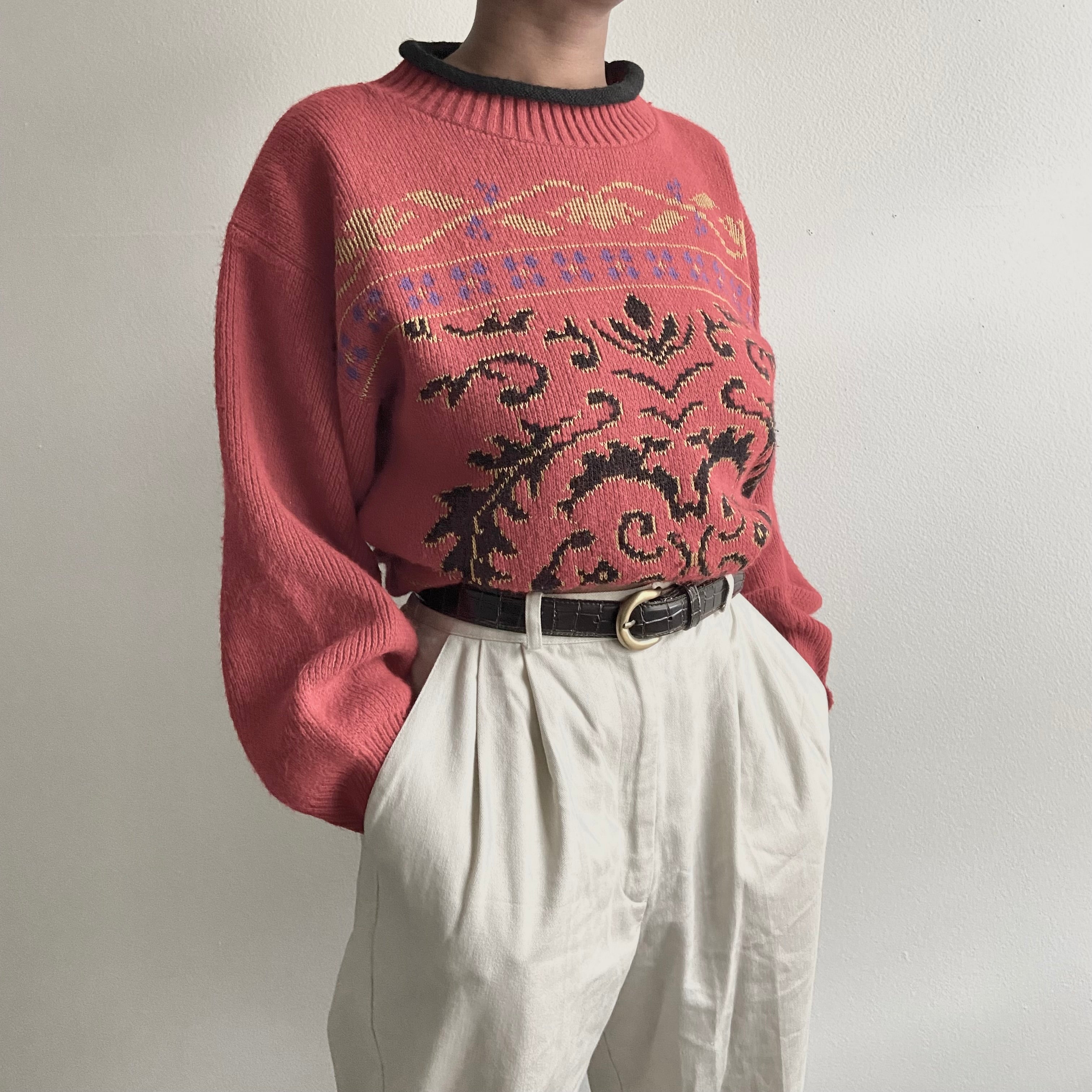 Red and Black Vintage 90s Sweater [ Only One Available ]