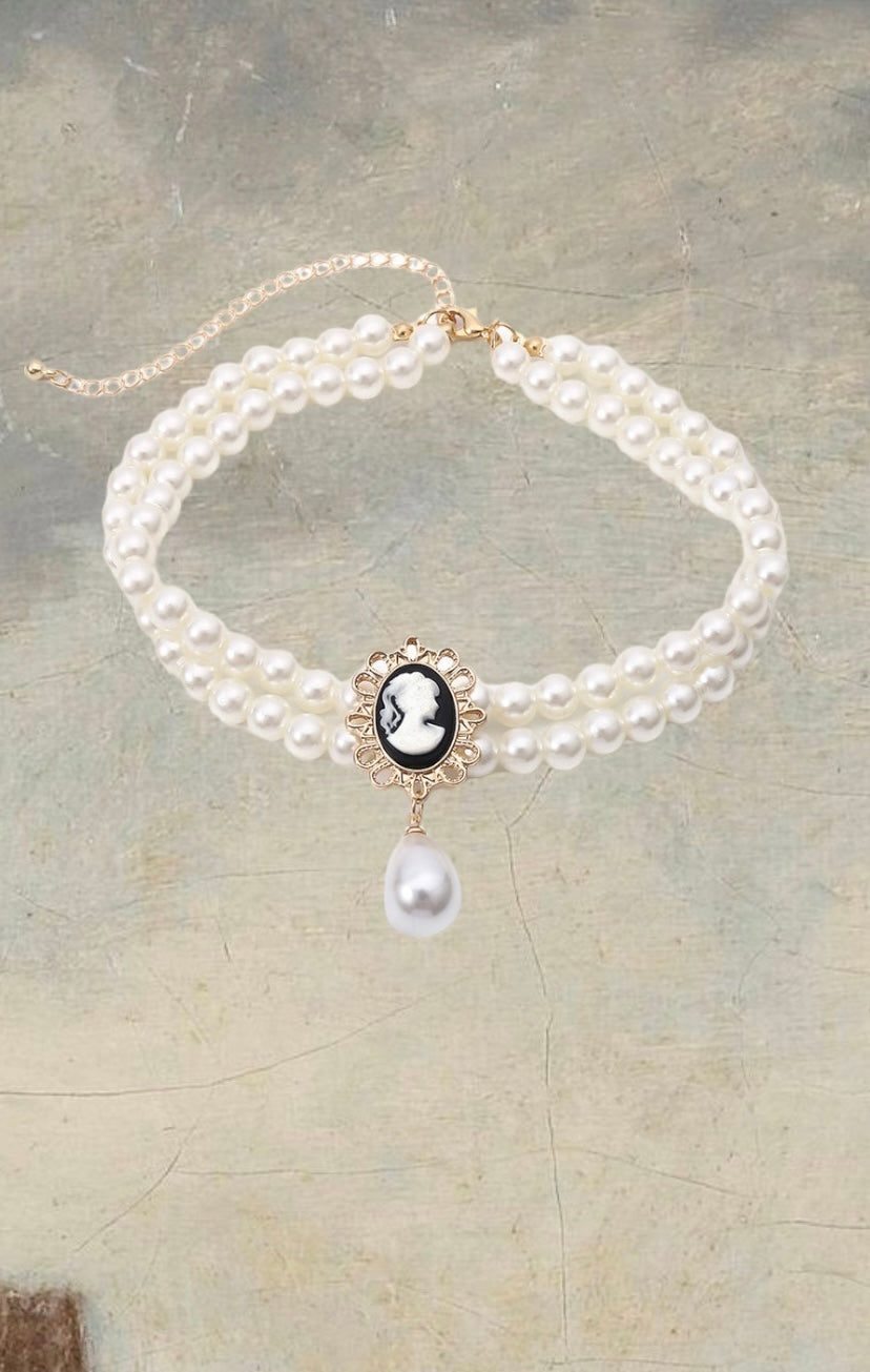 Layered Pearl Black Cameo Lady Choker Necklace