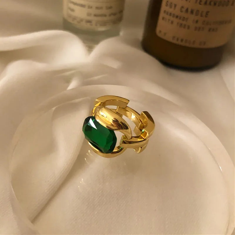 VAIGE Elegant Vintage Green Gemstone and Silver Gold Ring .925 Sterling