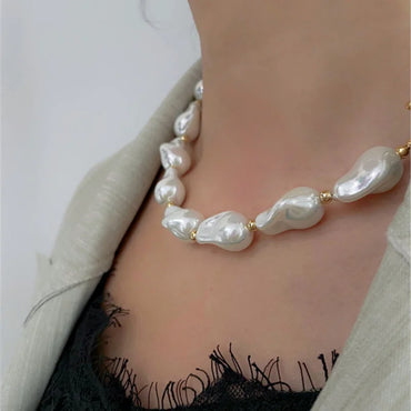 VAIGE Vintage Baroque Simulated Pearl Choker Necklace - Elegant Imitation Pearl Jewelry for Weddings and Parties