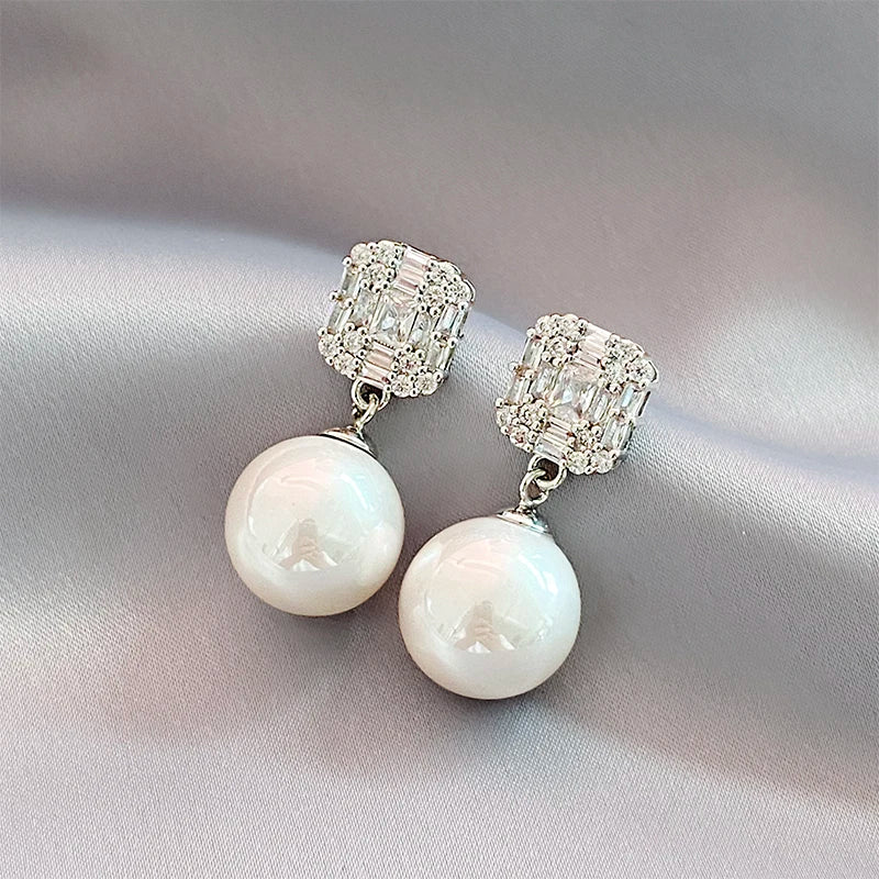 VAIGE Elegant Gold-Plated Drop Earrings with Shiny Zircon Crystal and Simulated Pearl for Parties and Special Occasions