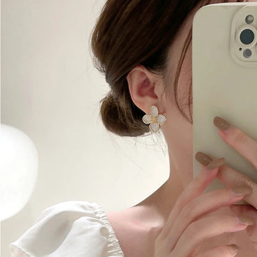 VAIGE Elegant White Enamel and Gold Floral Stud Earrings