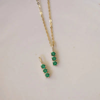 VAIGE 925 Sterling Silver 14k Gold Plated Necklace Retro Green Three Zircon Mini Clavicle Chain Exquisite Jewelry Gift