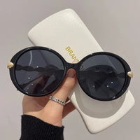 VAIGE Retro Chic Gradient Round Sunglasses in Colorful Hues