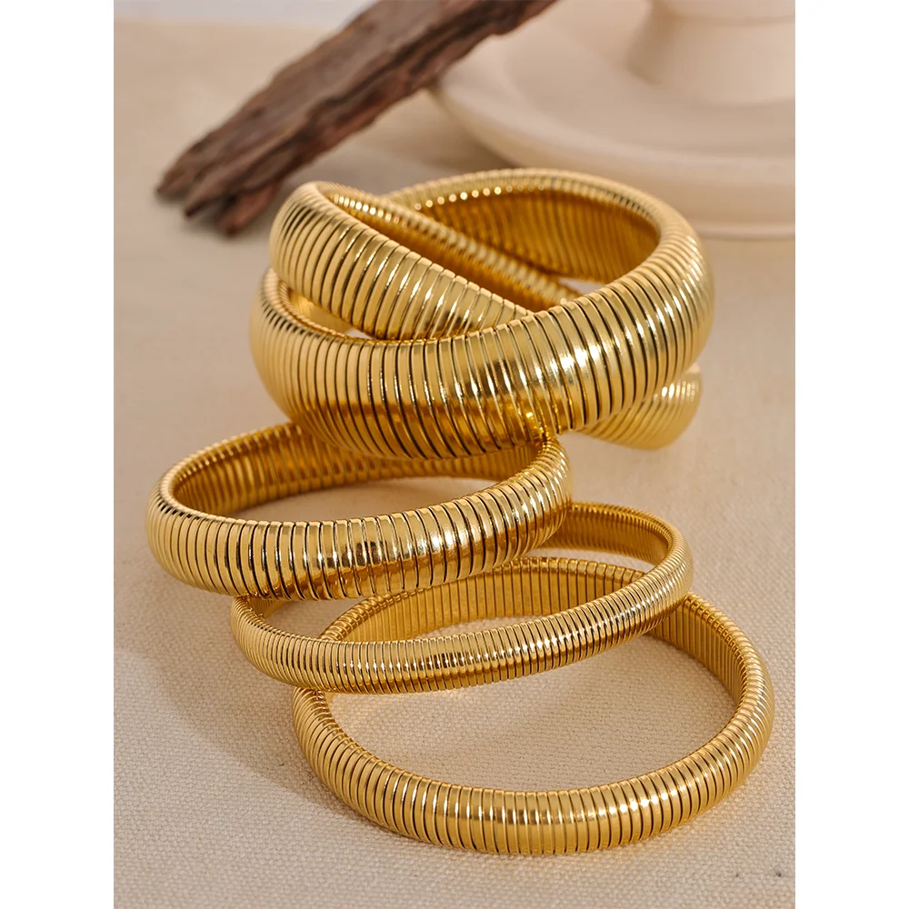 VAIGE Waterproof Stainless Steel Elastic Thick Metal Bracelet Bangle 18K Gold Plated Jewelry