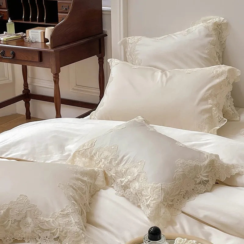 VAIGE 4/7Pcs Romantic White Lace Bedding Set - 1000TC Egyptian Cotton Duvet Cover with Pillowcases & Bed Sheet - Ultra Soft, Breathable, Available in Double, Queen, King Sizes