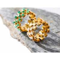 VAIGE Exquisite Bling Green and White Cubic Zirconia Hollow Stainless Steel Grid Ring - High-Quality Delicate Jewelry Gift