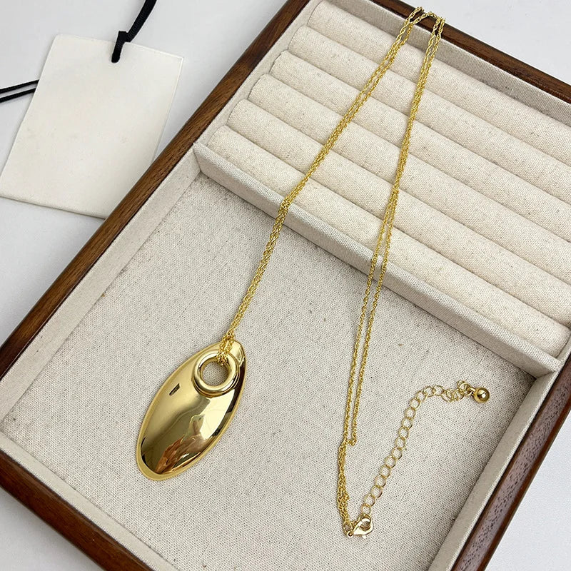 VAIGE Elegant Silver Metal Teardrop Pendant Necklace