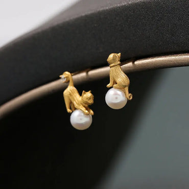 VAIGE Whimsical Cat Pearl Stud Earrings in Elegant White and Gold