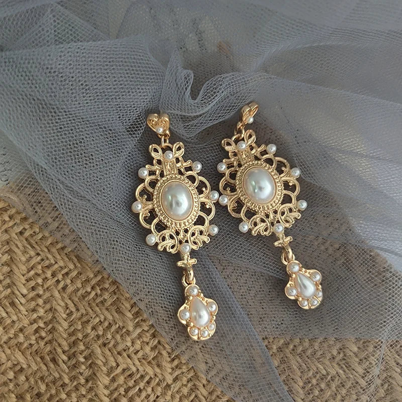 VAIGE Elegant Water Drop Baroque Pearl & Gold Earrings