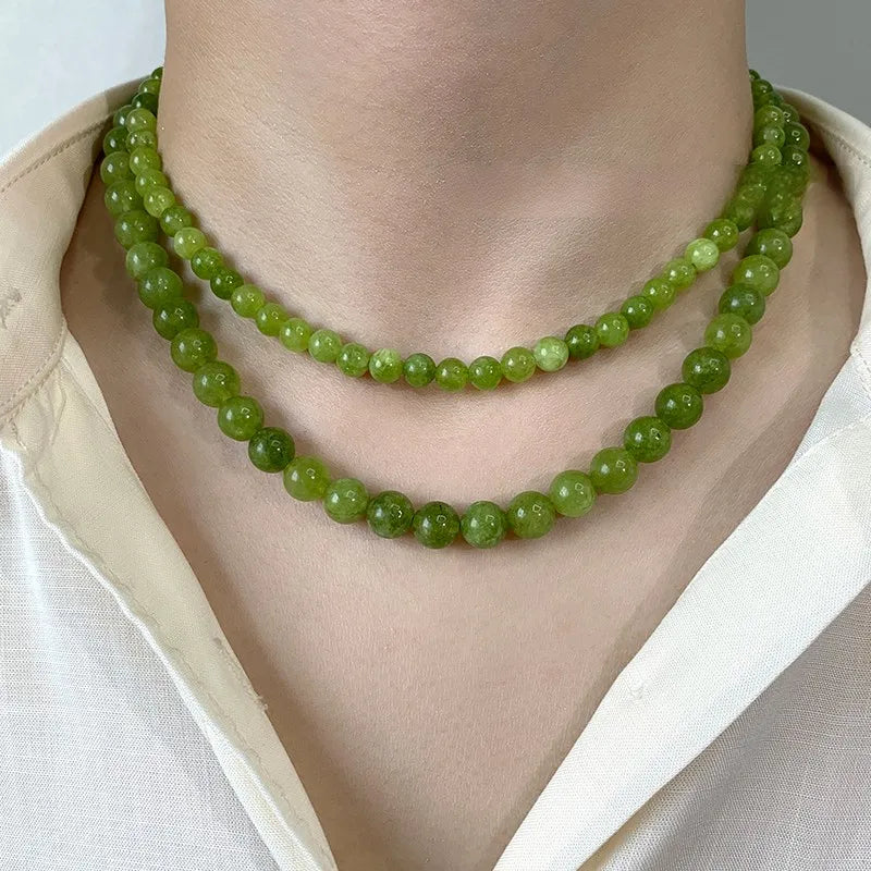 VAIGE Luxurious Natural Green Stone Round Beads Necklace - Classic French Fashion Jewelry for Parties, Featuring a Stylish Pendant and Copper Accents