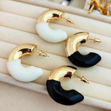 VAIGE Chic Metallic C-shaped Enamel Stud Earrings with Glossy Drip Glaze in Elegant Blue and Gold