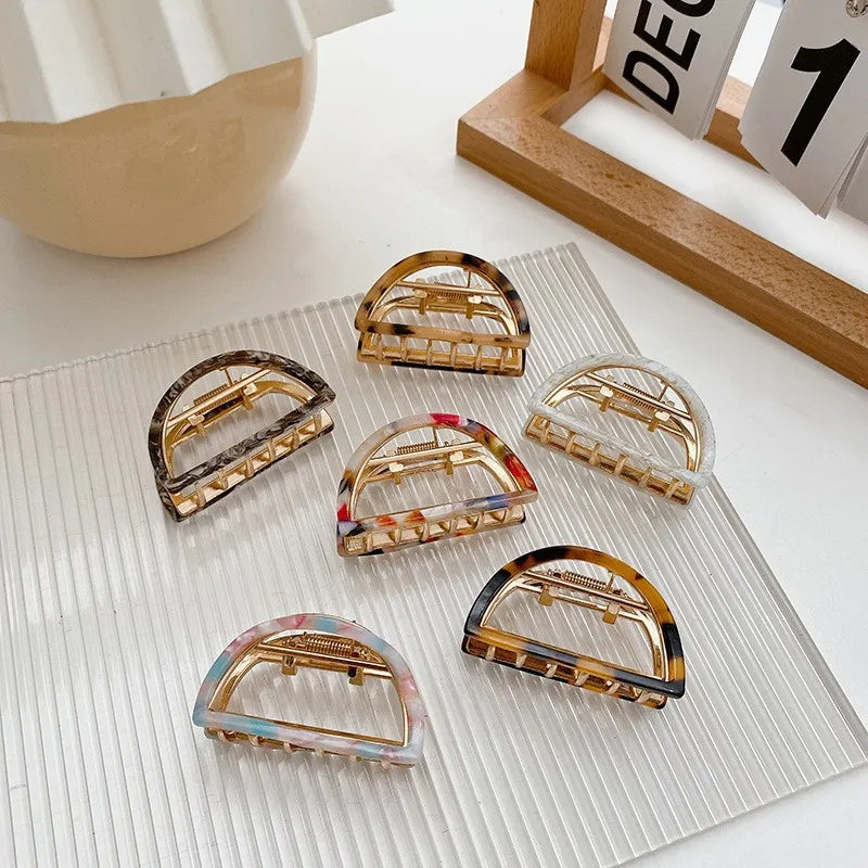 VAIGE Acetate Semicircular Hair Claw Clip - Vintage Geometric Hair Accessory for Casual Wear