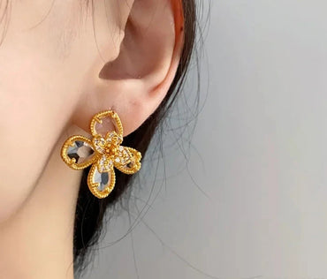 VAIGE Elegant Retro Floral Drop Earrings