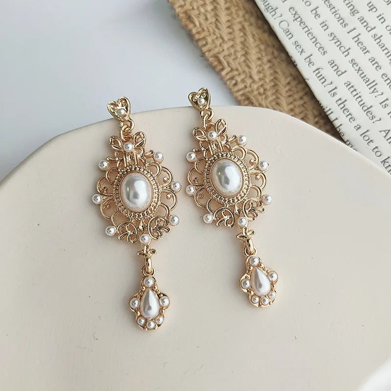 VAIGE Elegant Water Drop Baroque Pearl & Gold Earrings