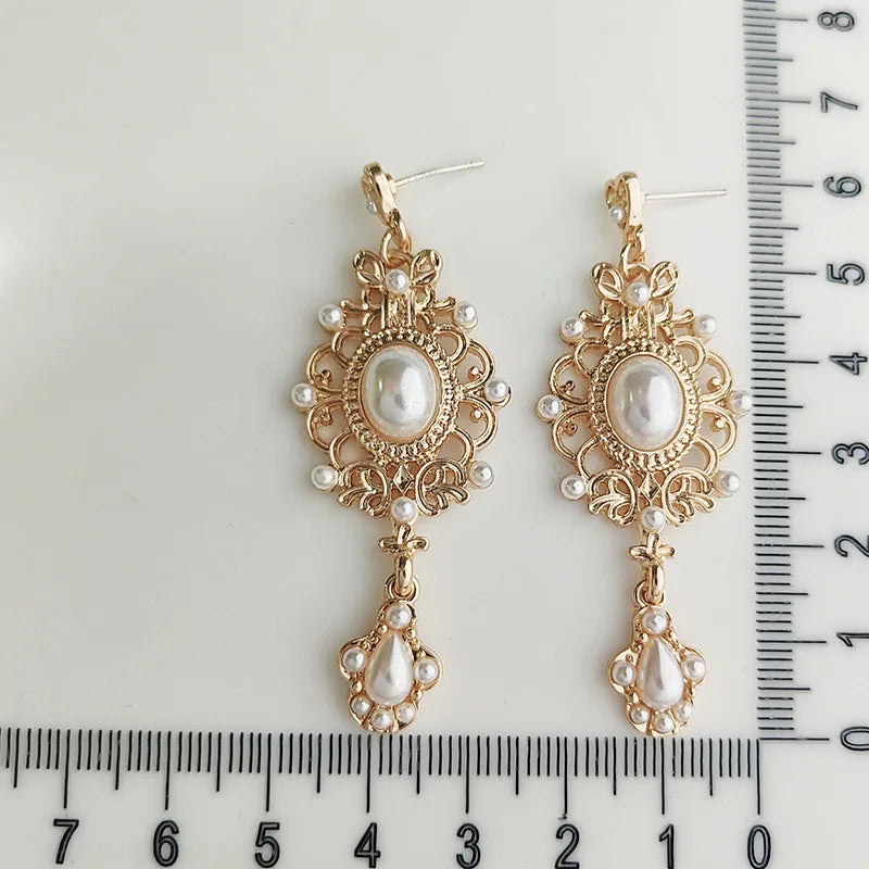 VAIGE Elegant Water Drop Baroque Pearl & Gold Earrings