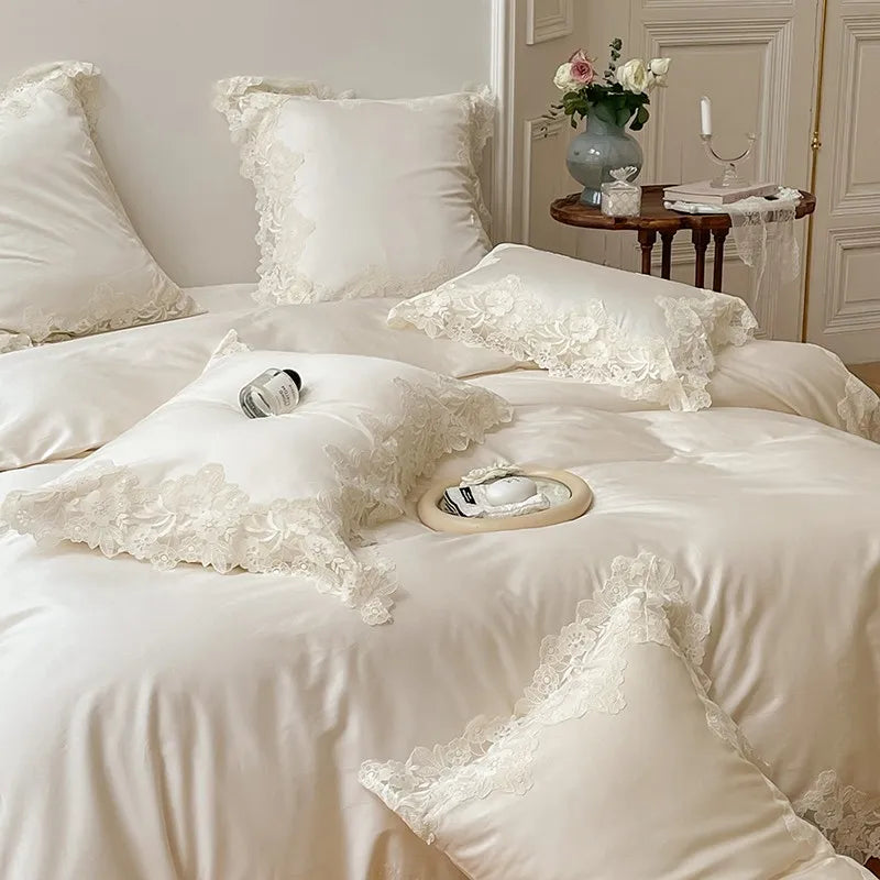 VAIGE 4/7Pcs Romantic White Lace Bedding Set - 1000TC Egyptian Cotton Duvet Cover with Pillowcases & Bed Sheet - Ultra Soft, Breathable, Available in Double, Queen, King Sizes