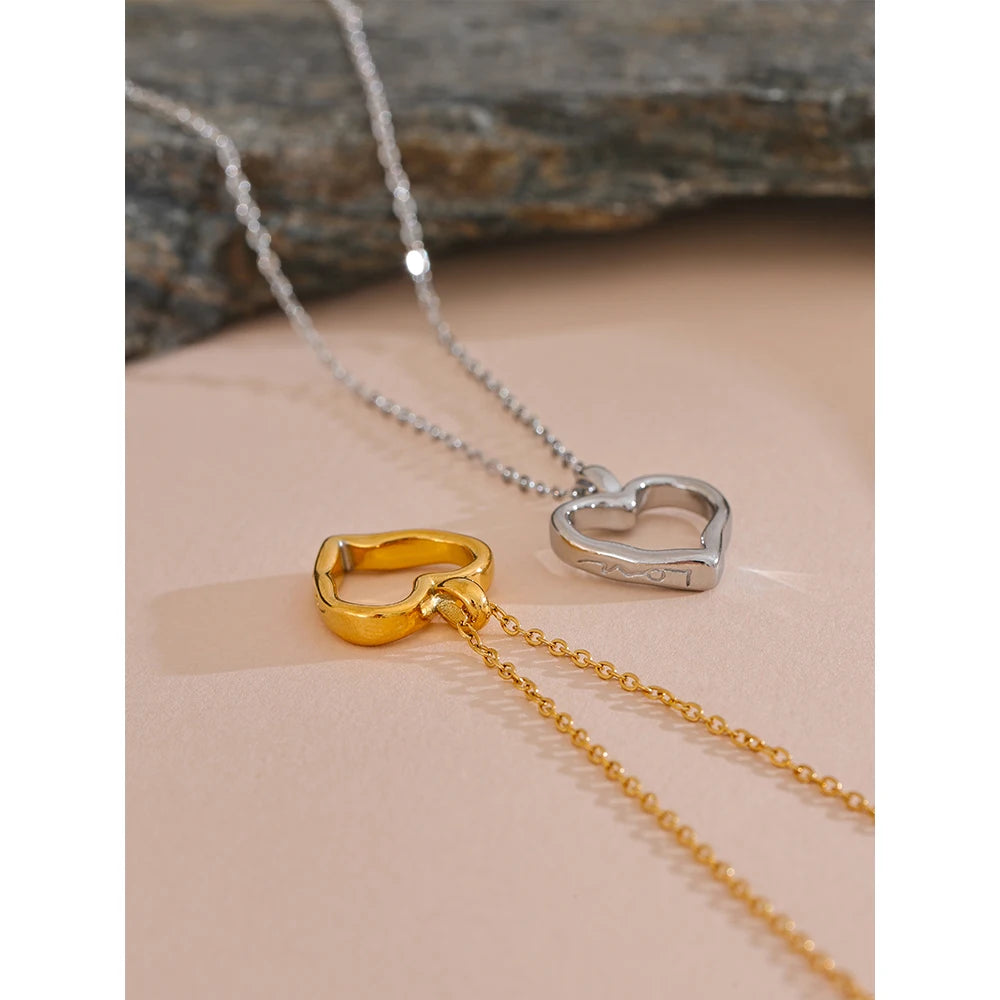 VAIGE Luxurious Gold-Plated Hollow Heart Necklace in Silver