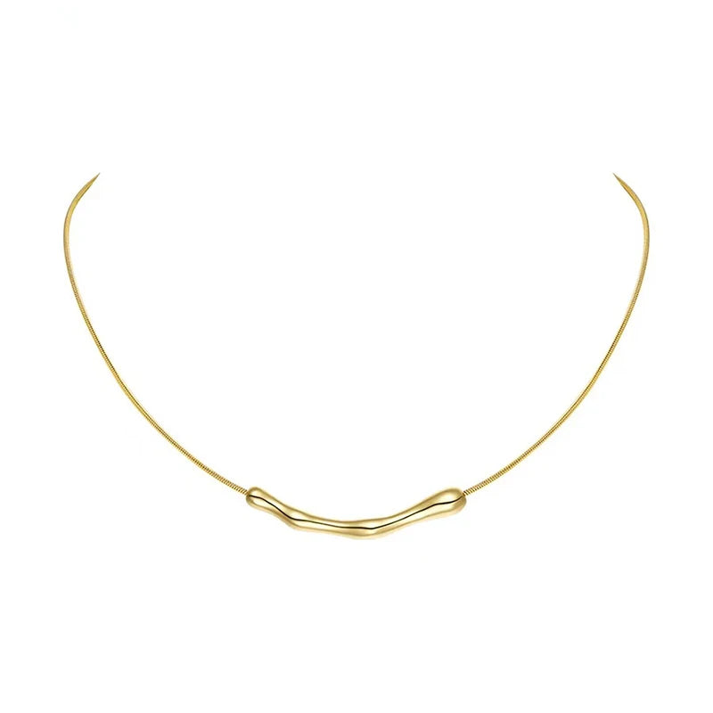 VAIGE Elegant Gold Tone Stainless Steel Collarbone Chain - Simple Short Pendant Necklace for Stylish Occasions