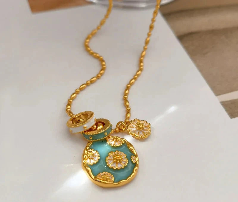 VAIGE Elegant Blue Floral Charm Pendant Necklace