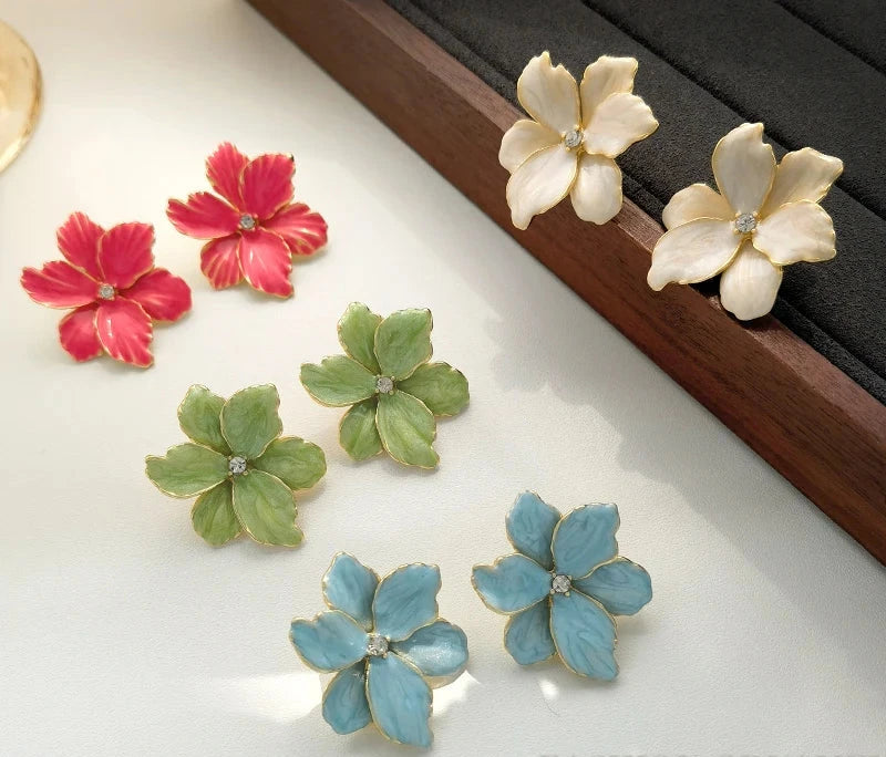 VAIGE Vibrant Floral Stud Earrings