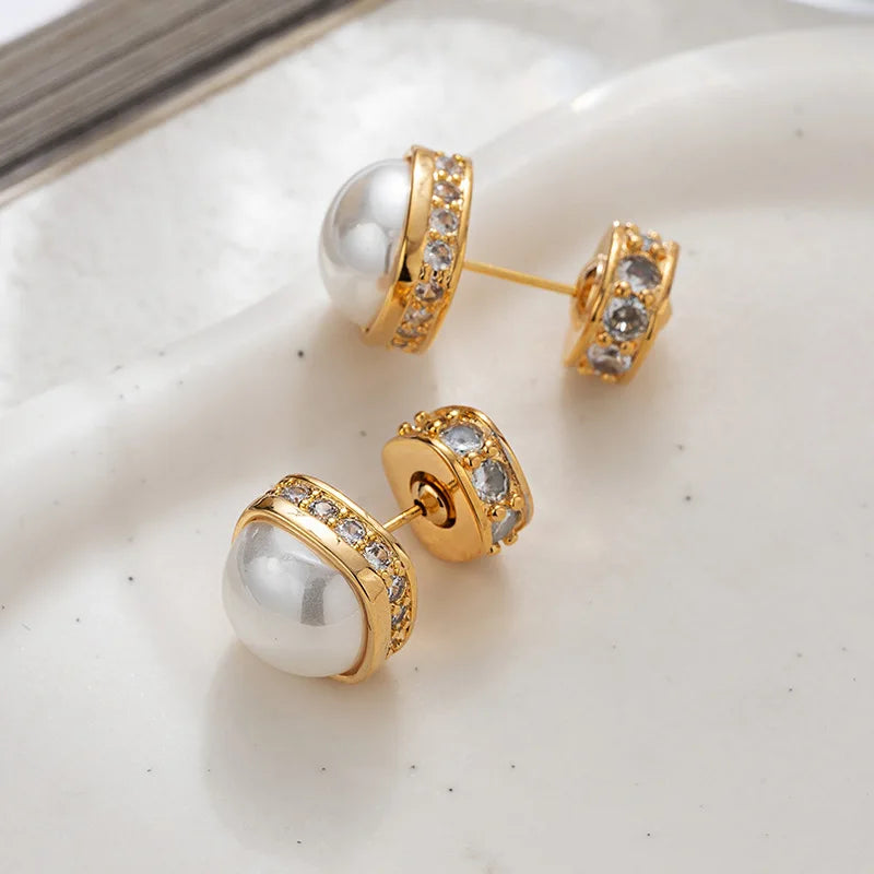 VAIGE Elegant Geometric Pearl Studs