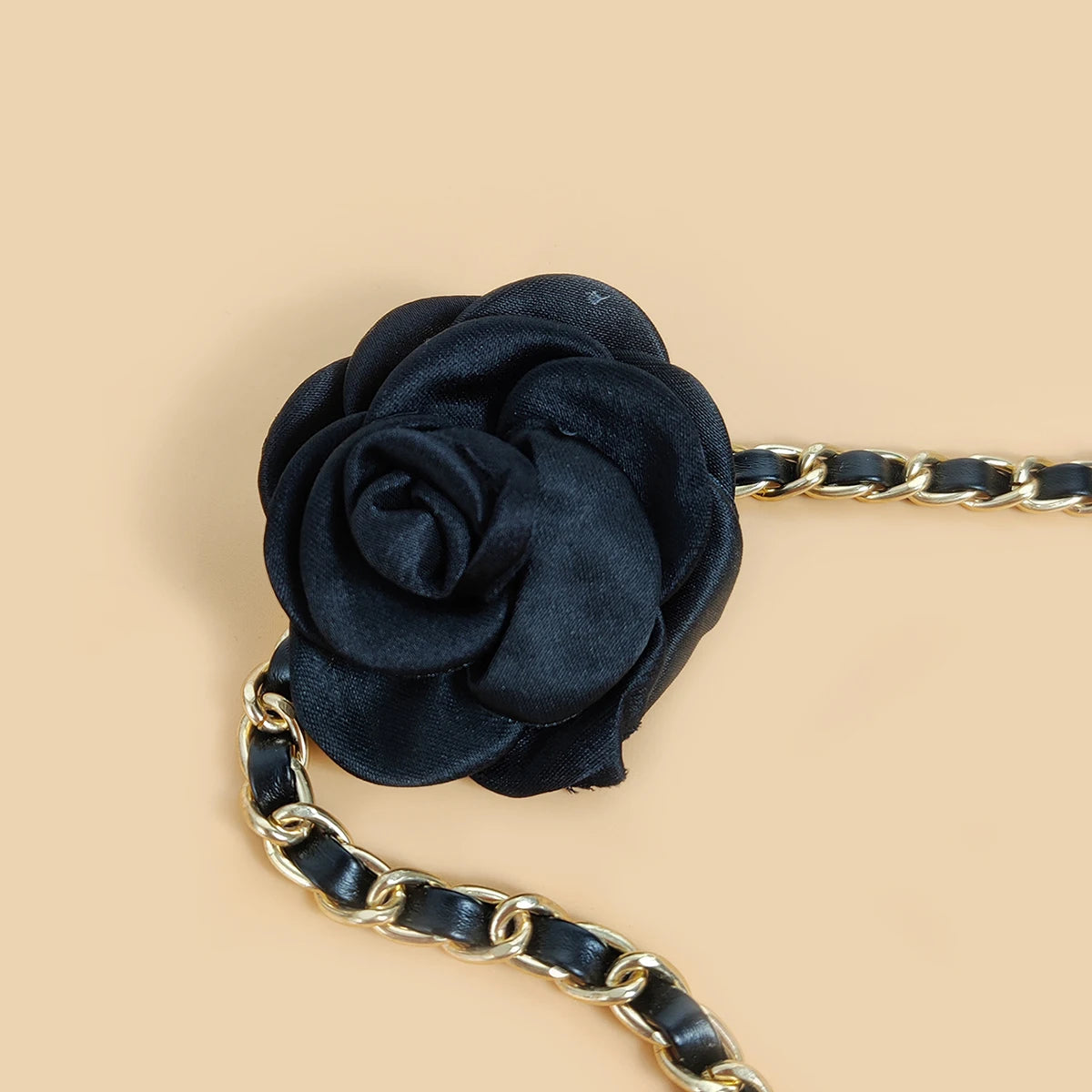 VAIGE Elegant Floral Gold Chain Belt in Luxurious Black & Gold