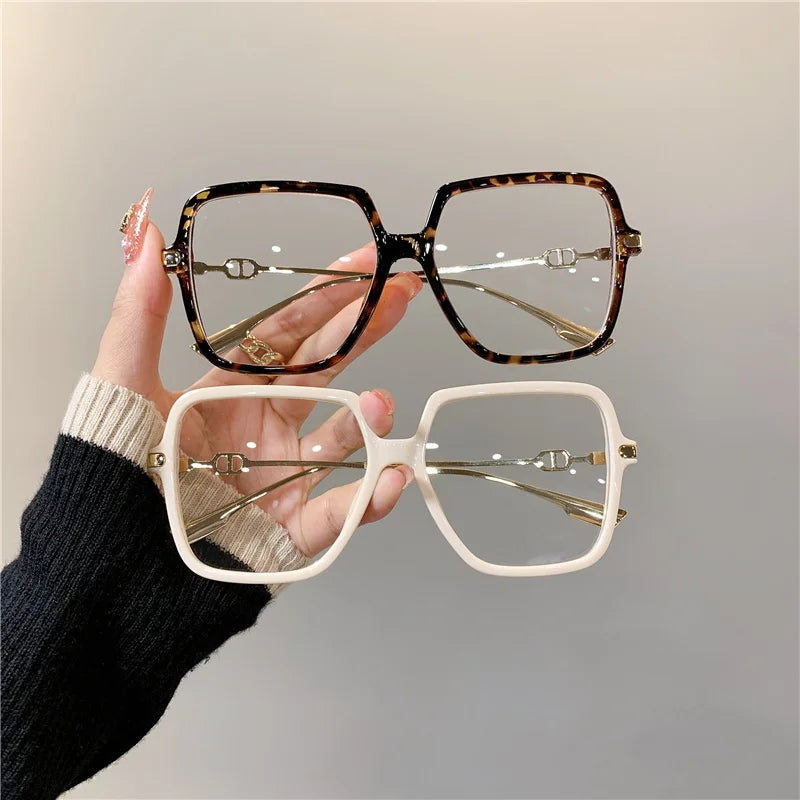 VAIGE Chic Oversized Square Anti-Blue Light Metal Glasses in Black and Gold