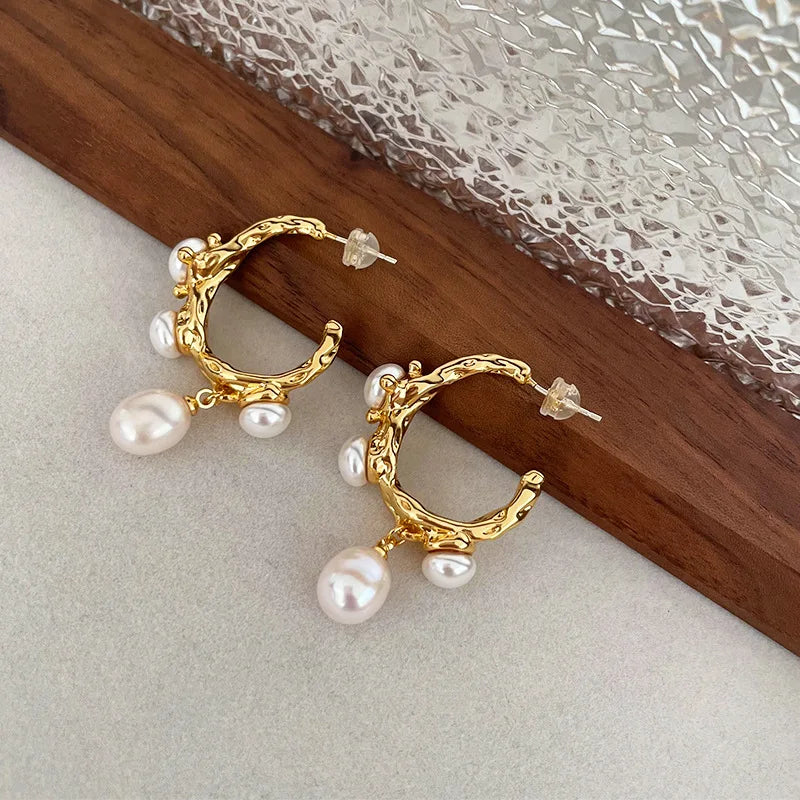 VAIGE Chic Irregular Baroque Pearl Drop Earrings in Crystal Rhinestone - Vintage Elegance