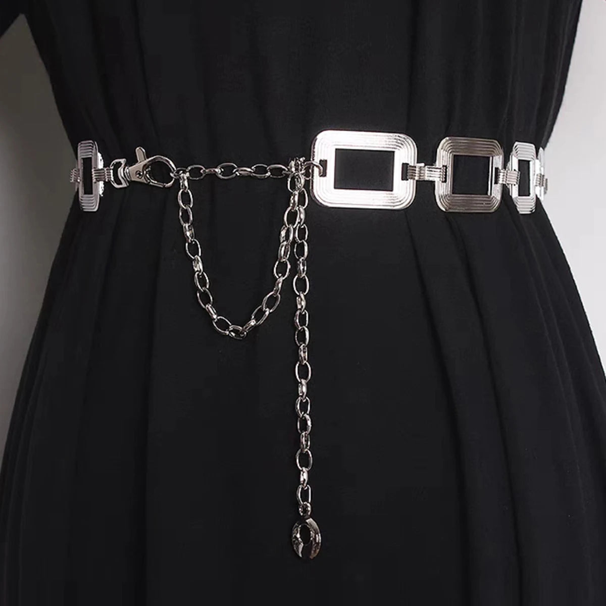 VAIGE Luxe Vintage Gold Chain Rectangle Belt